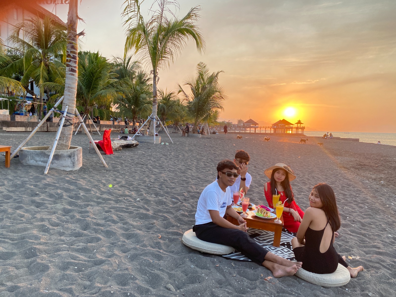 Singaraja Beach Resto Sunset View